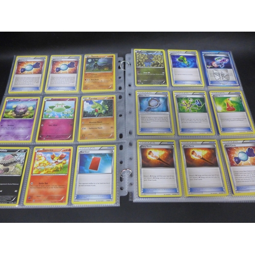 2226 - 180 Vintage Pokémon cards in protective sleeves including Black Star Rares, cards from sets such as ... 