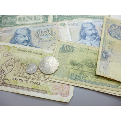 2240 - A collection of foreign bank notes
