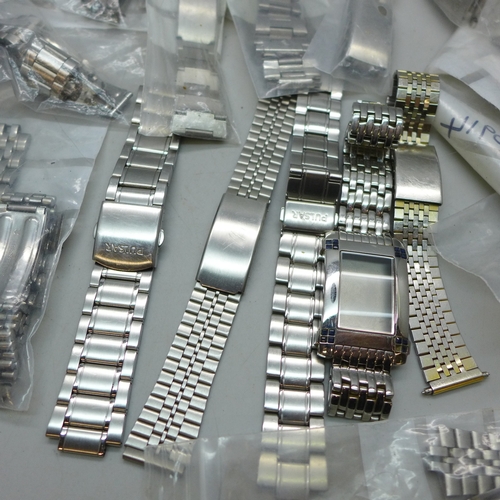 2272 - Assorted watch straps, mainly stainless steel and two leather