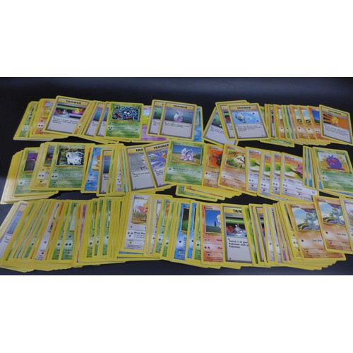 2210 - 170 Wizards of the Coast (WOTC) vintage Pokemon cards