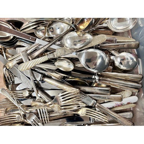 2302 - A collection of silver plate to include flatware, set of cutlery with mother of pearl twisted handle... 