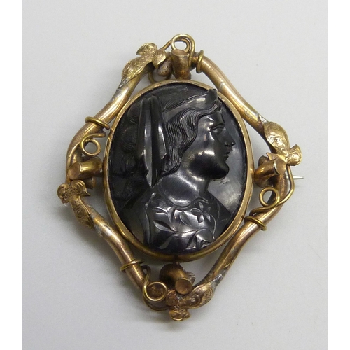 Lot 7009      