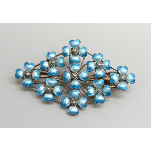 Lot 7024      