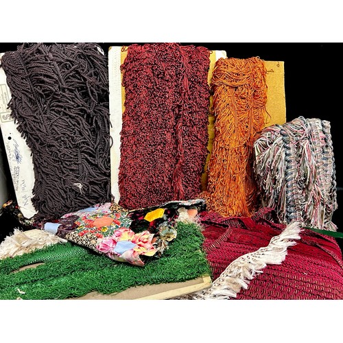 Lot 2081      