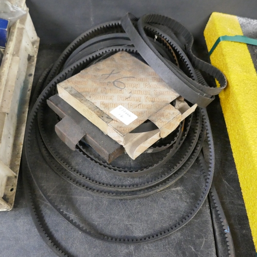5013 - A quantity of assorted items including gripped step treads, assorted drive belts and assorted bearin... 