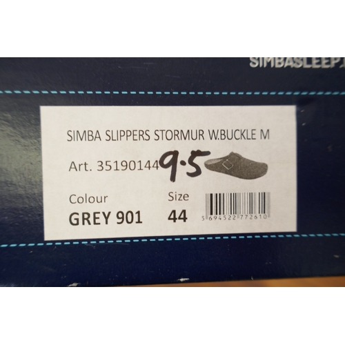 6164 - A pair of Simba Stormur slippers, grey size 9.5