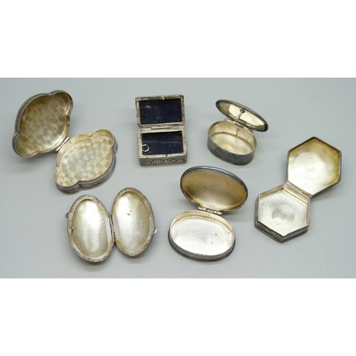 7121 - Six silver pill boxes including a Mexican example, five examples with loose closures, 76g total