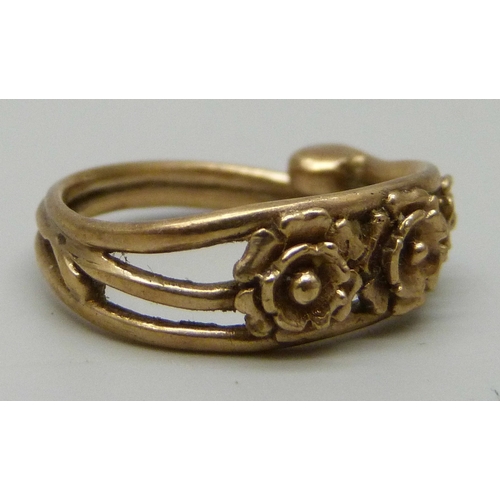 7125 - A yellow metal ring, a/f, 3.8g