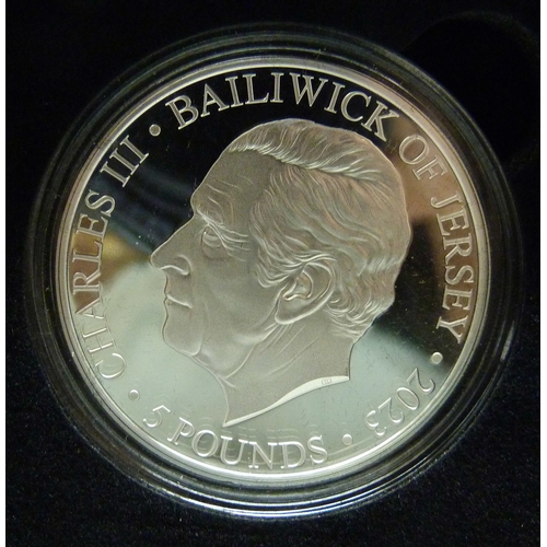 7171 - Coins - a 2022 Queen Elizabeth II Memoriam silver proof £5 coin set, First Strike Edition (1 of 150)... 