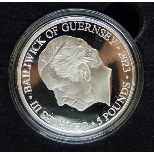 7171 - Coins - a 2022 Queen Elizabeth II Memoriam silver proof £5 coin set, First Strike Edition (1 of 150)... 