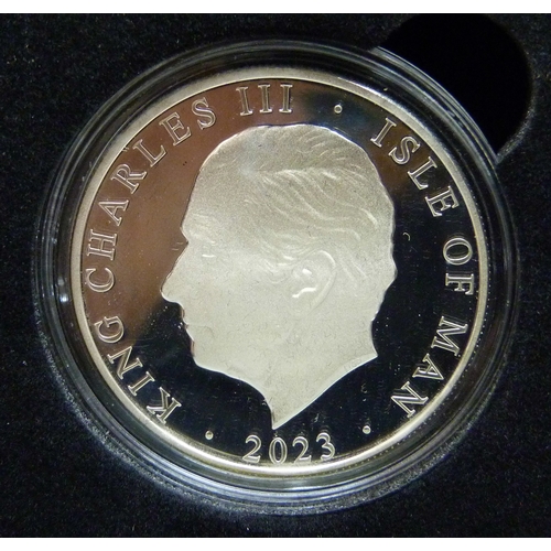7171 - Coins - a 2022 Queen Elizabeth II Memoriam silver proof £5 coin set, First Strike Edition (1 of 150)... 