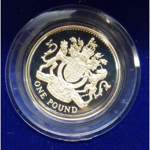 7174 - Coins - The Royal Mint, a 2003 silver proof piedfort three coin collection, cased and with certifica... 