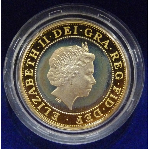 7174 - Coins - The Royal Mint, a 2003 silver proof piedfort three coin collection, cased and with certifica... 