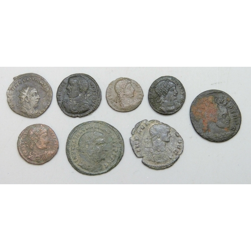 7179 - A collection of ancient Roman coins