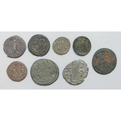 7179 - A collection of ancient Roman coins