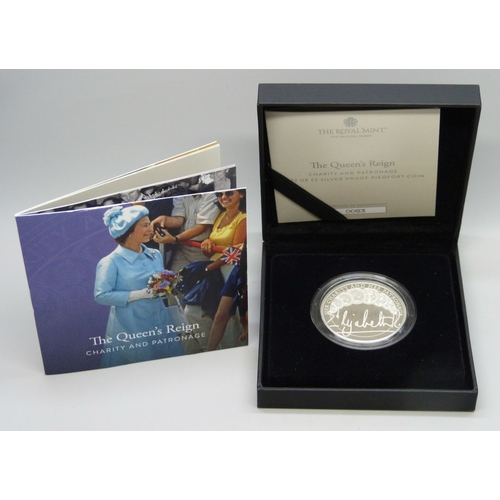 7182 - The Royal Mint, a 2022 The Queen's Reign silver proof piedfort £5 coin, boxed and with certificate, ... 