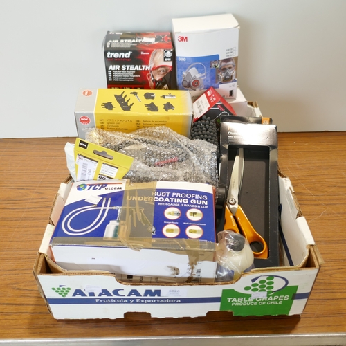 6126 - A box of miscellaneous items to include undercoating gun, face masks, Fiskars scissors, etc. (516662... 