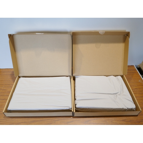 6144 - An Emma king size duvet cover, fitted sheet in grey and 2 white pillow cases