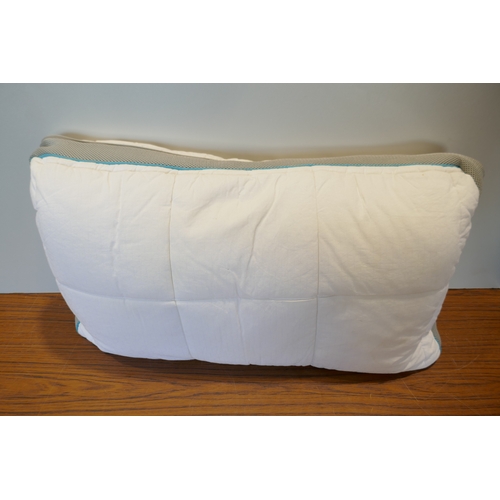 6151 - A Simba Custom Flex pillow