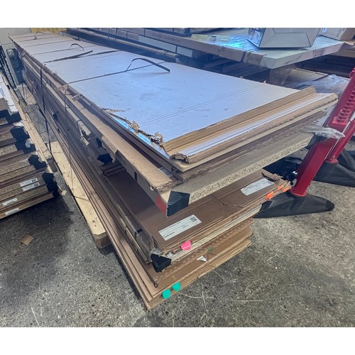 6131 - A quantity of mixed worktops various styles and sizes   (641-2) *This lot is subject to VAT