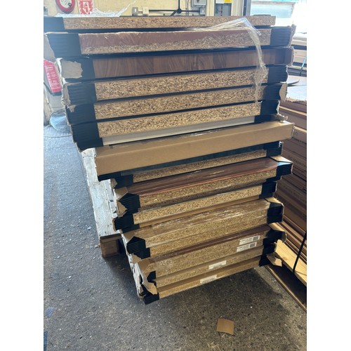 6130 - A quantity of mixed worktops various styles and sizes  (641-1) *This lot is subject to VAT