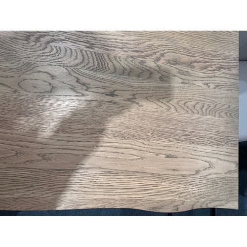 3371 - A Modena dining table with spider legs (316B-6)