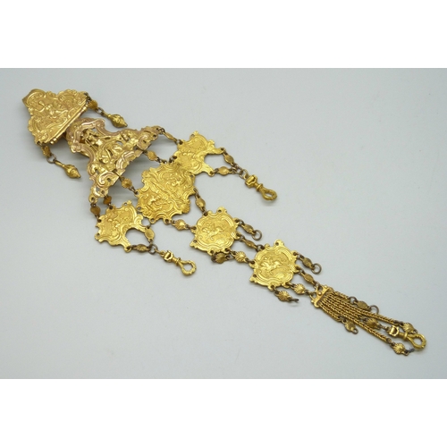 Lot 7033      