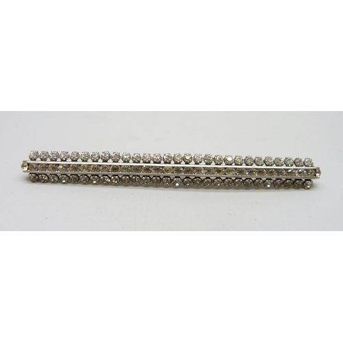 Lot 7047      
