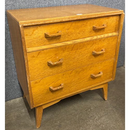 Lot 32        