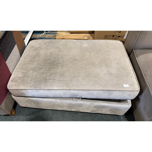 Lot 3181      