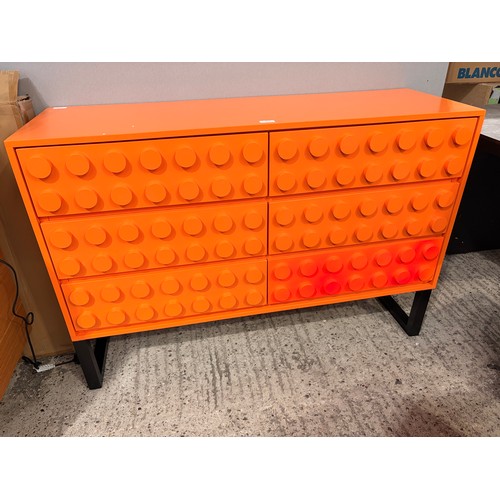 Lot 3058      