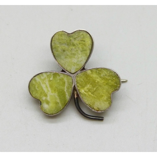 Lot 7048      