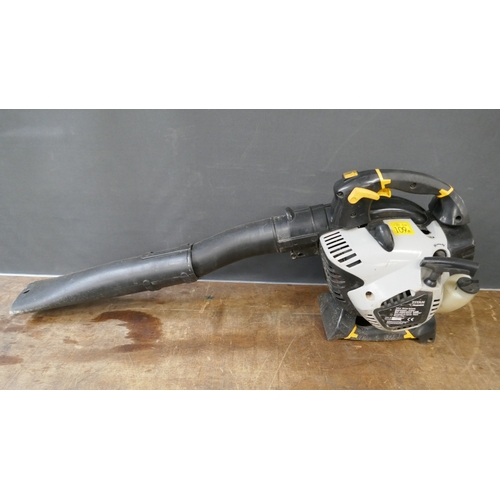 5001 - A McCulloch 438 petrol chainsaw (16
