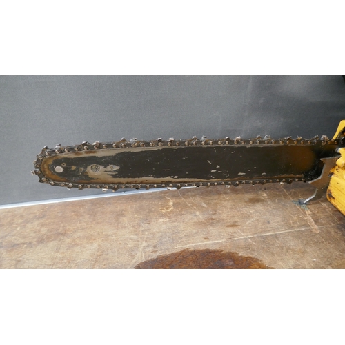 5001 - A McCulloch 438 petrol chainsaw (16
