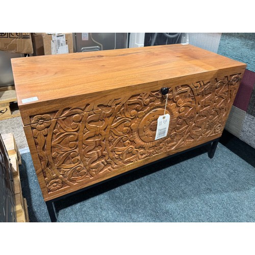 Lot 3161      