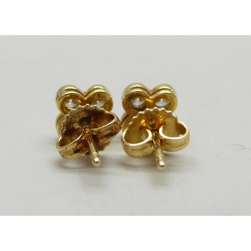 7008 - A pair of Tiffany & Co. New York 18ct gold and diamond stud earrings, 2g, approximately 7mm, boxed a... 