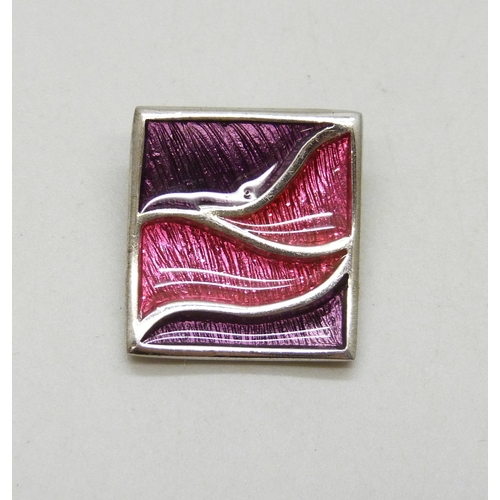 Lot 7028      