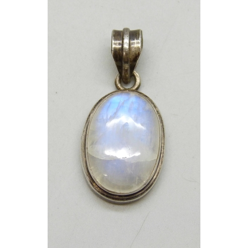 Lot 7060      
