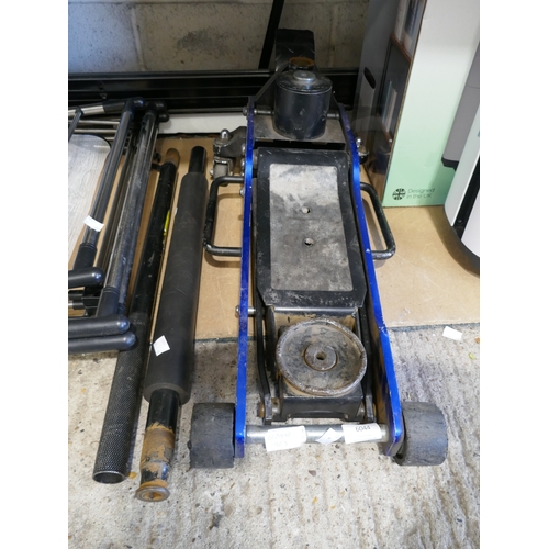 Lot 6044      
