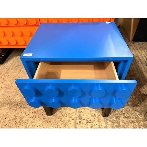 3023 - A single drawer Lego style side table