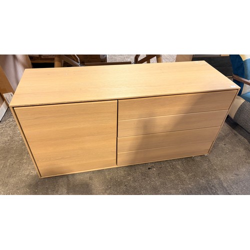 Lot 3082      