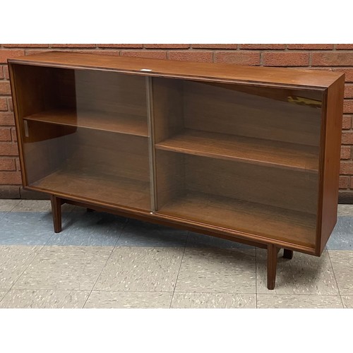 Lot 28        