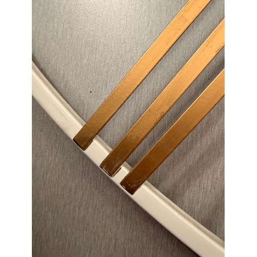 3013A - A white and gold effect large skeleton clock