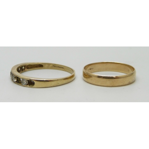 7007 - Two 9ct gold rings, both a/f, 3.8g