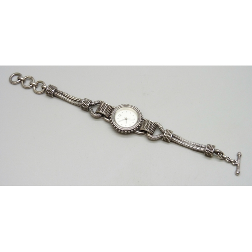 7024 - A Suarti silver wristwatch, marked 925 BA, 48g, 26mm, case back stainless steel