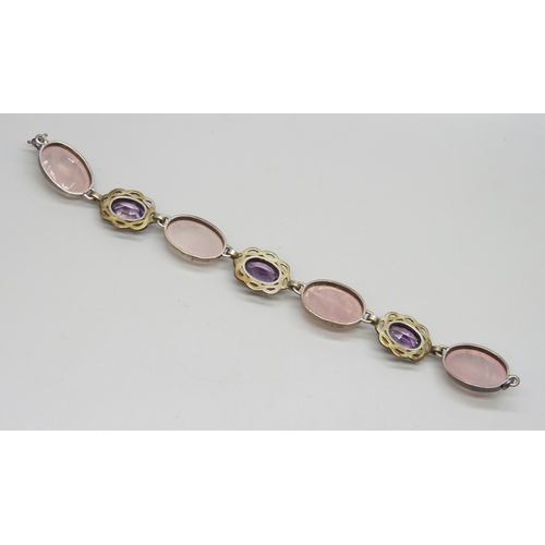 7027 - A silver bracelet set with amethyst and rose quartz, 32g, 20cm
