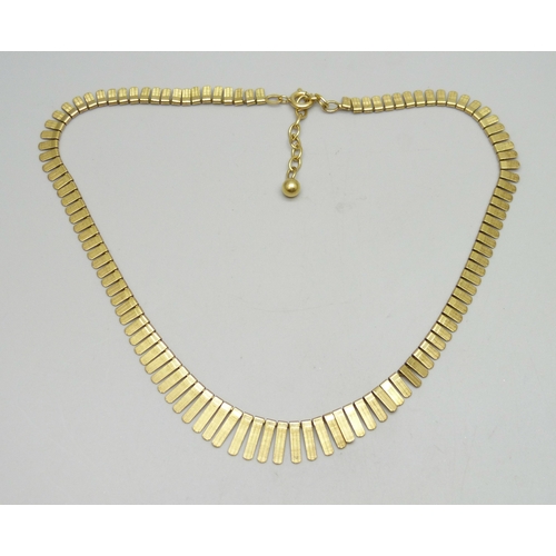Lot 7043      