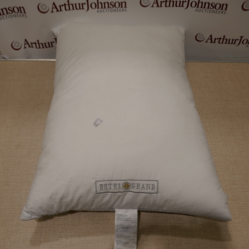 6064 - A Hotel Grand reversible cooling pillow. (387-37) *This lot is subject to VAT