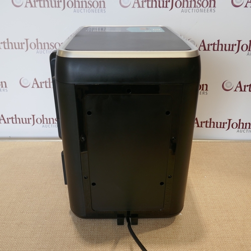 6004 - A Progress dual-tier air-fryer *This lot is subject to VAT