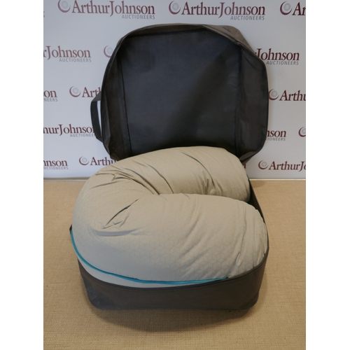 6016A - A Simba Stratos Tech body pillow (388-229) *This lot is subject to VAT